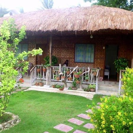 Oslob Garden Stay Beach Resort 외부 사진